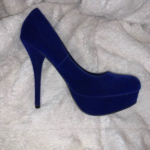 Women’s Marquise Velvet Almond toe platform heels